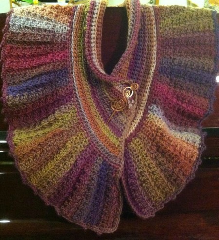 Crochet Finds of the Day November 11, 2014 on Cre8tion Crochet, beautiful crochet shawl, the Harvest Shawl